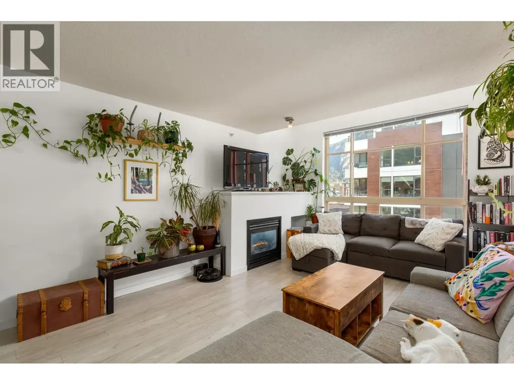 313 38003 Second Avenue, Squamish