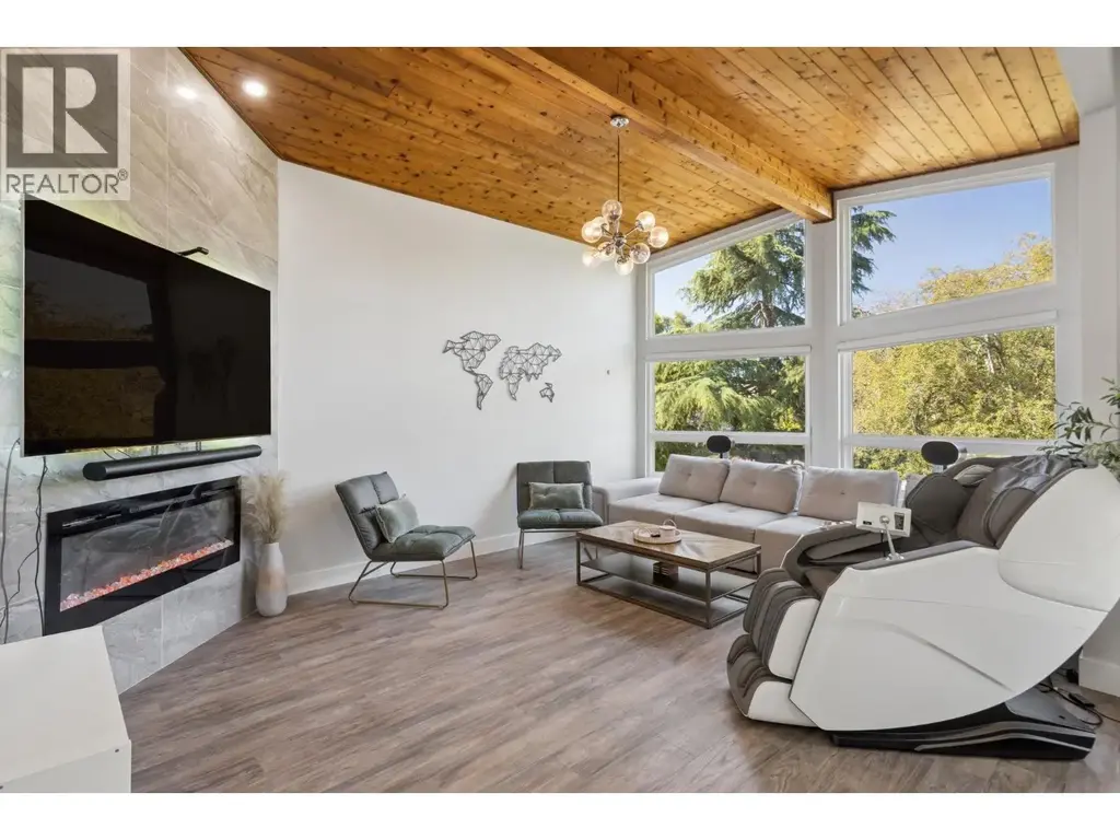 5668 Dove Place, Delta