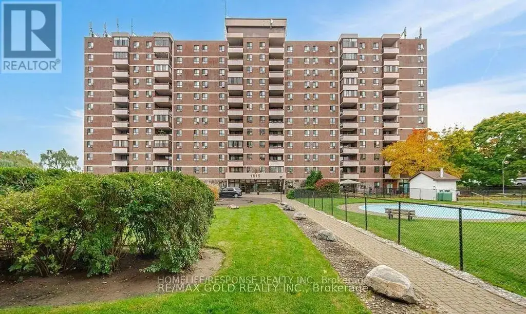 715 - 1625 Bloor Street, Mississauga (Applewood)
