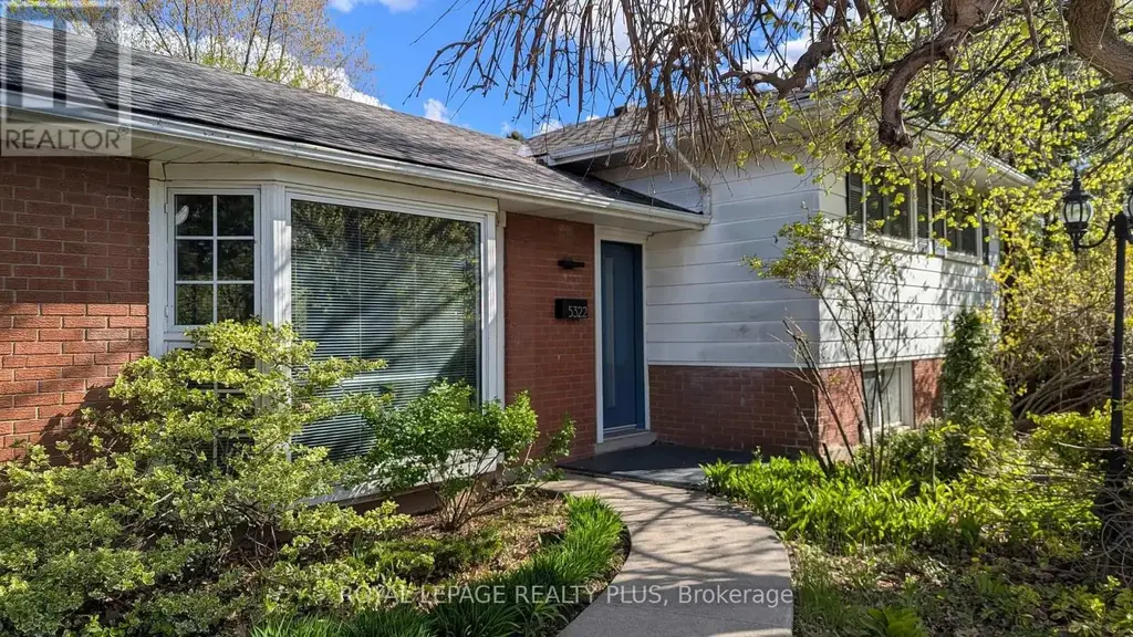 5322 Windermere Drive, Burlington (Appleby)