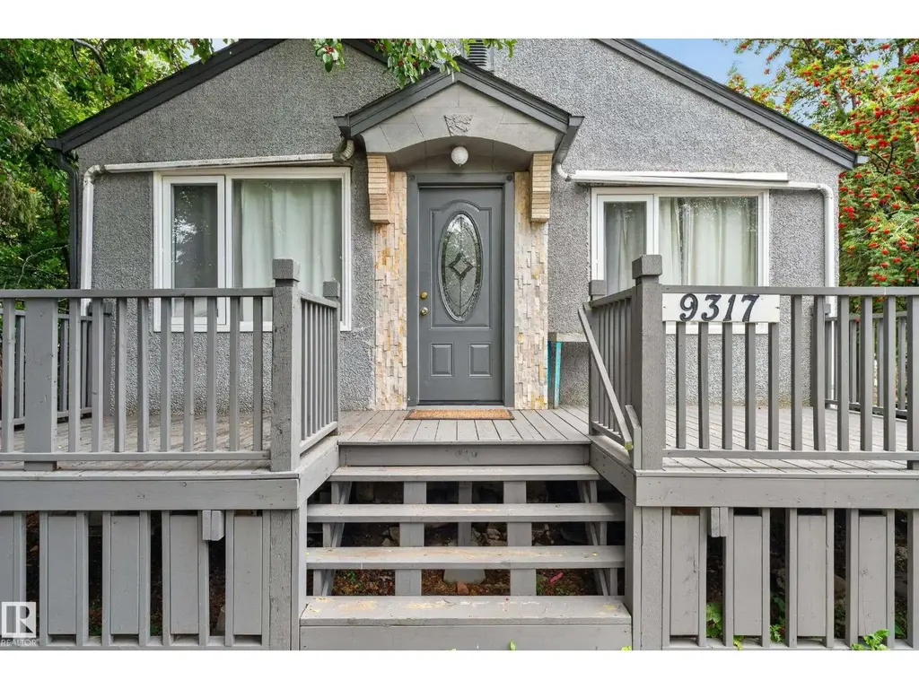 9317 112 Av Nw, Edmonton