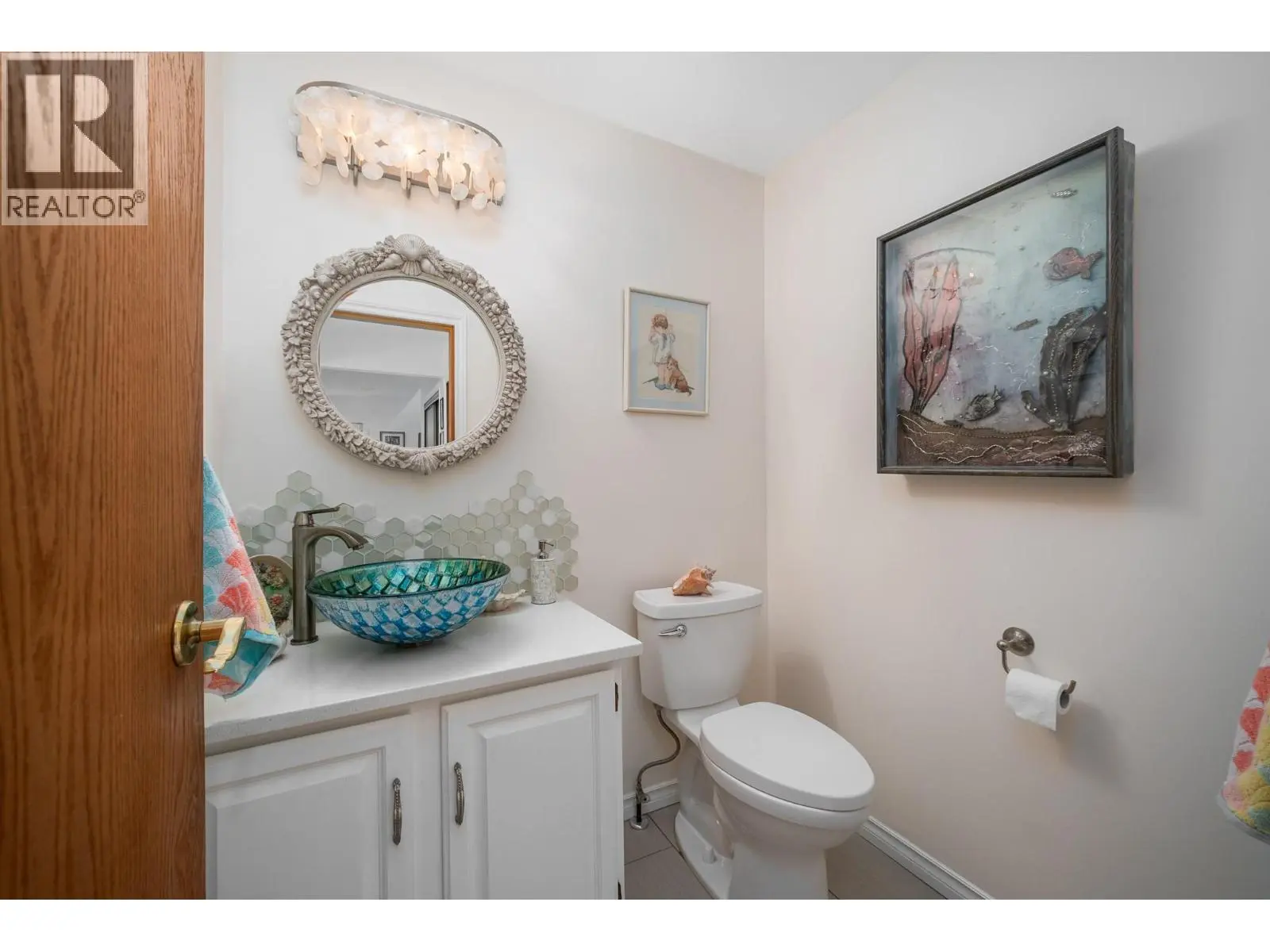 771 Cassiar Court. Kelowna, British Columbia