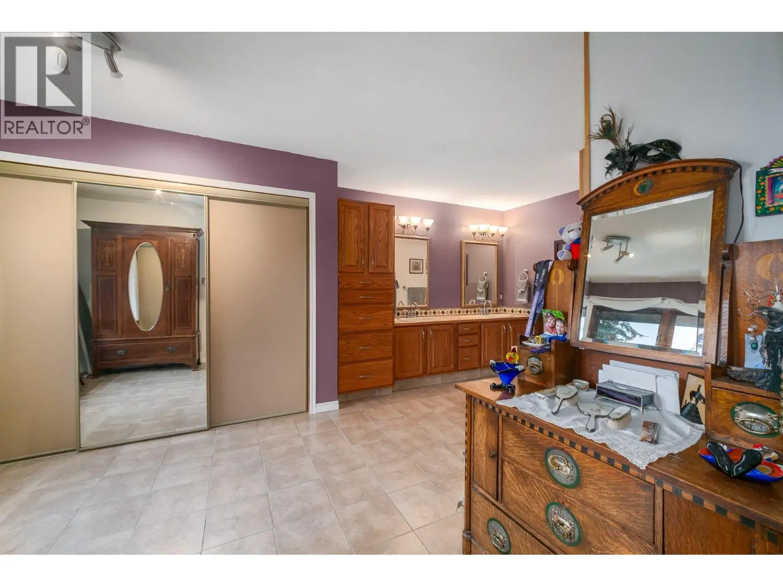 771 Cassiar Court. Kelowna, British Columbia