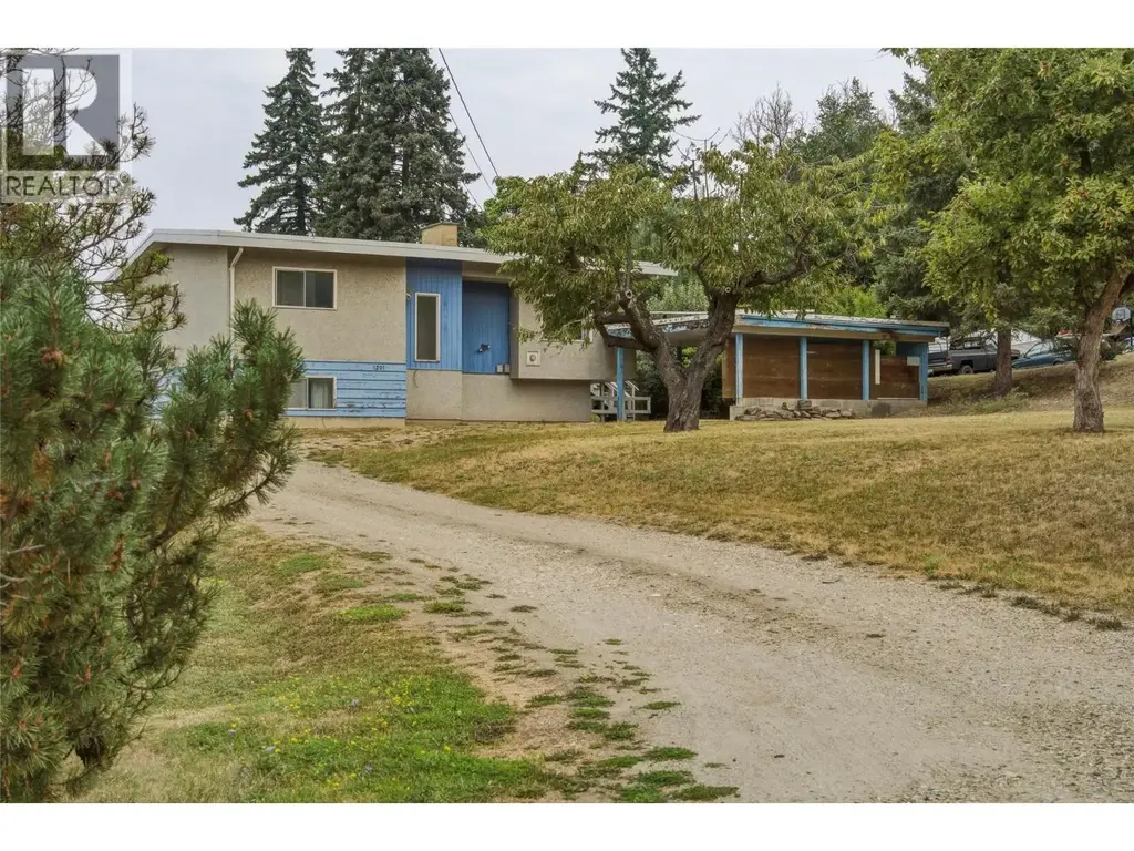 1201 8 Avenue Ne, Salmon Arm