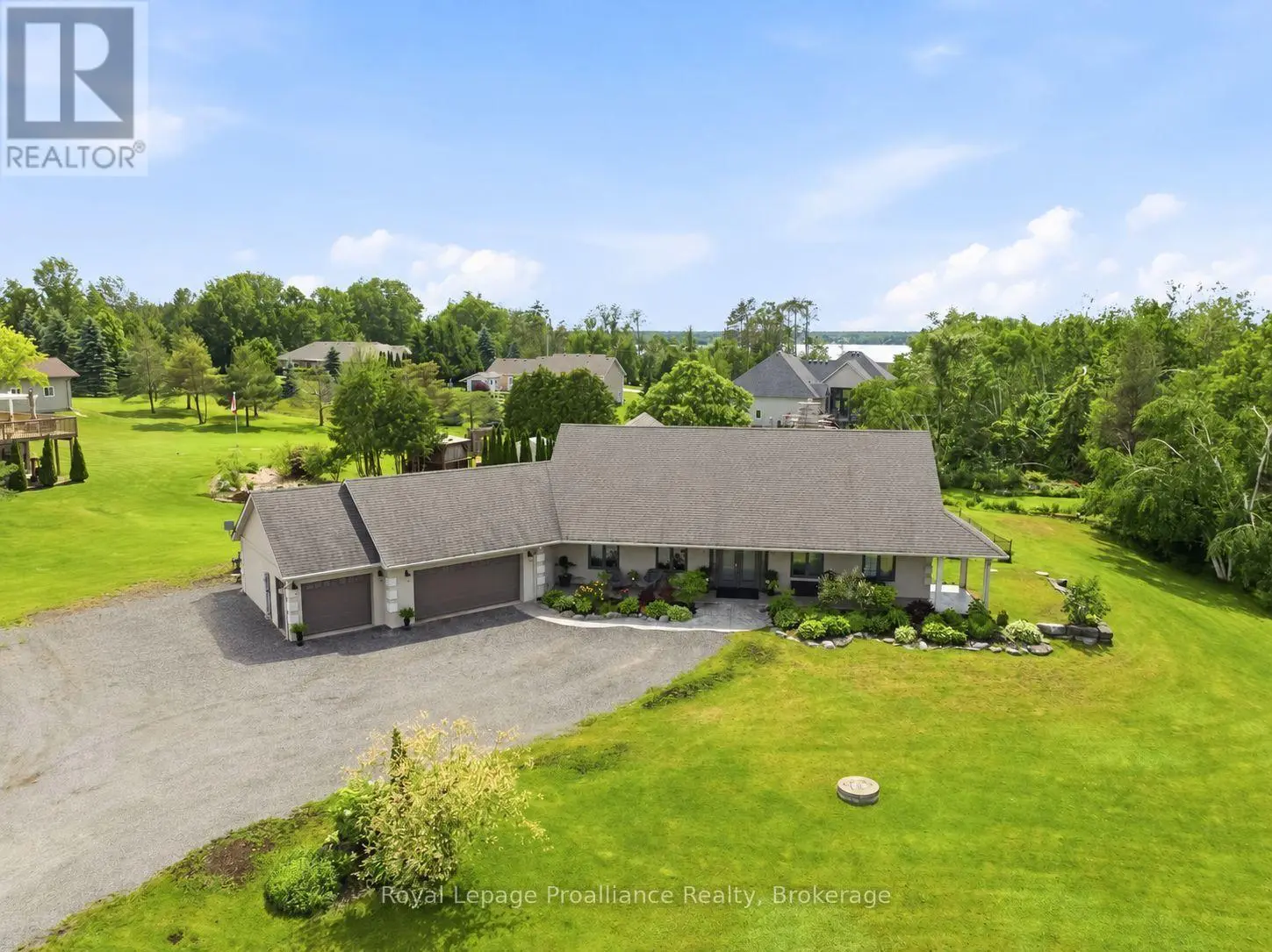 1646 Harriet Lane, Selwyn