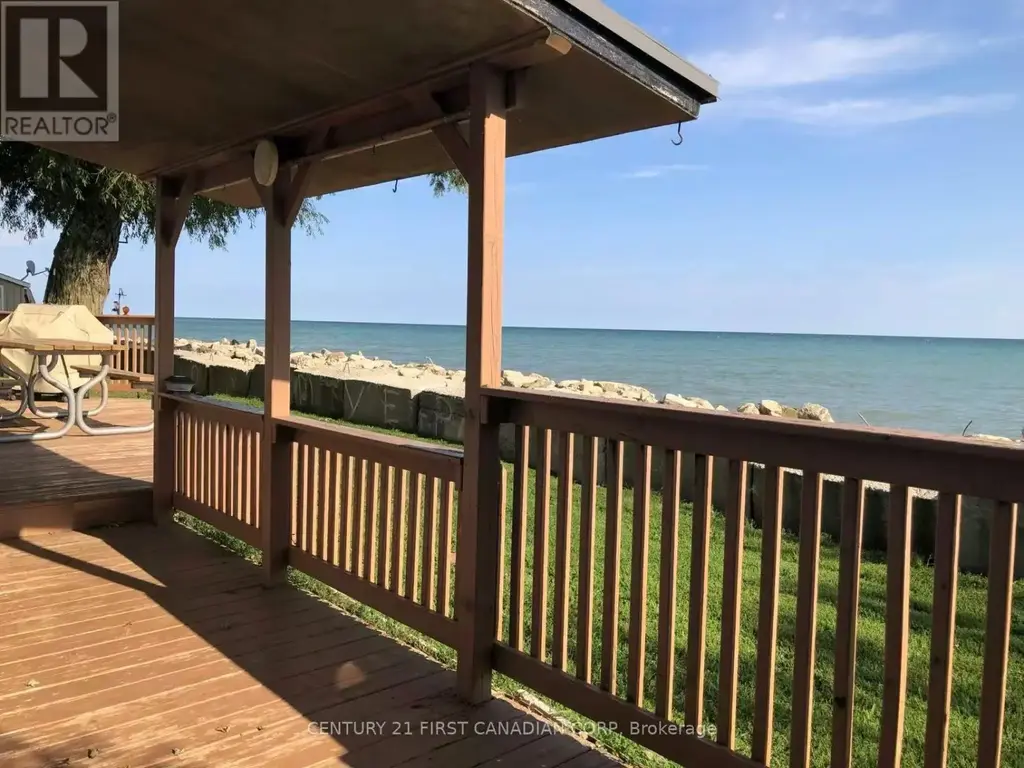 18008 Erie Shore Drive, Chatham-Kent (Blenheim)