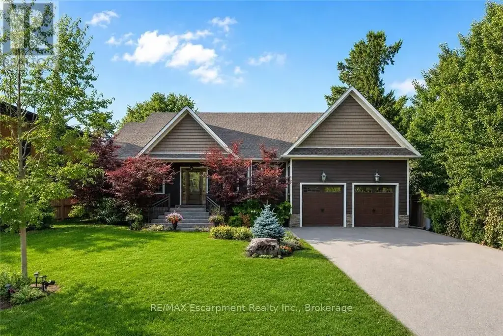 2073 Deramore Drive, Oakville (FD Ford)