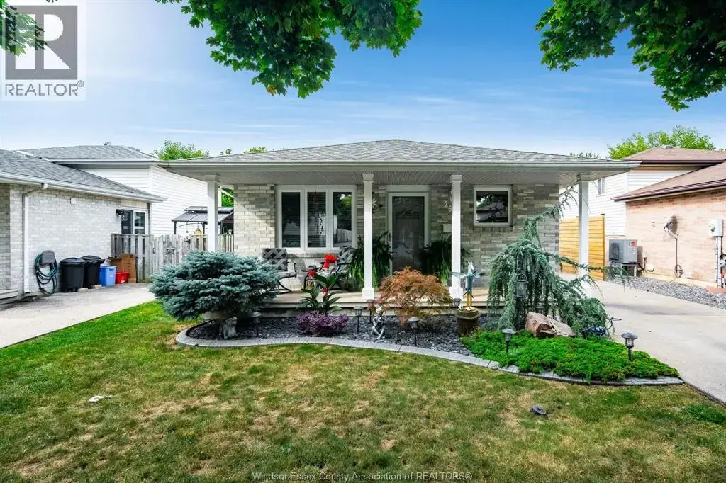 2677 Robert Road, Windsor
