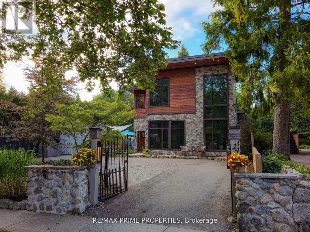 227 Second Street, Whitchurch-Stouffville (Stouffville)