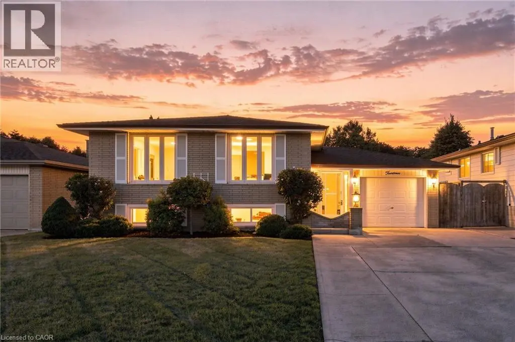 14 Green Forest Drive, Hamilton