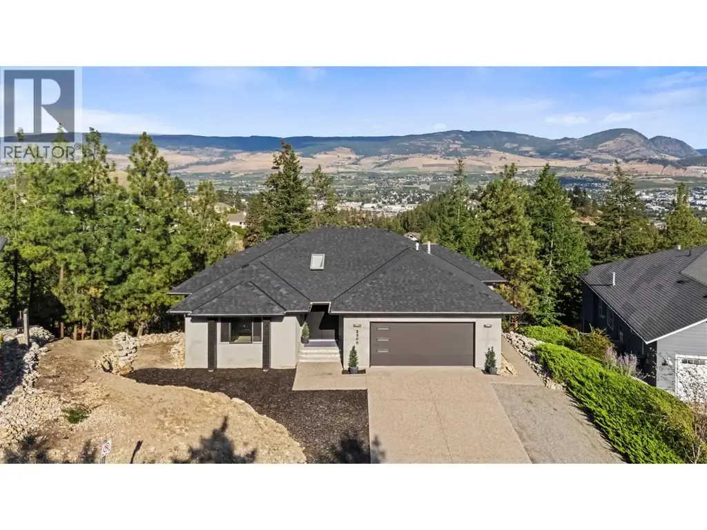 2308 Lillooet Crescent, Kelowna