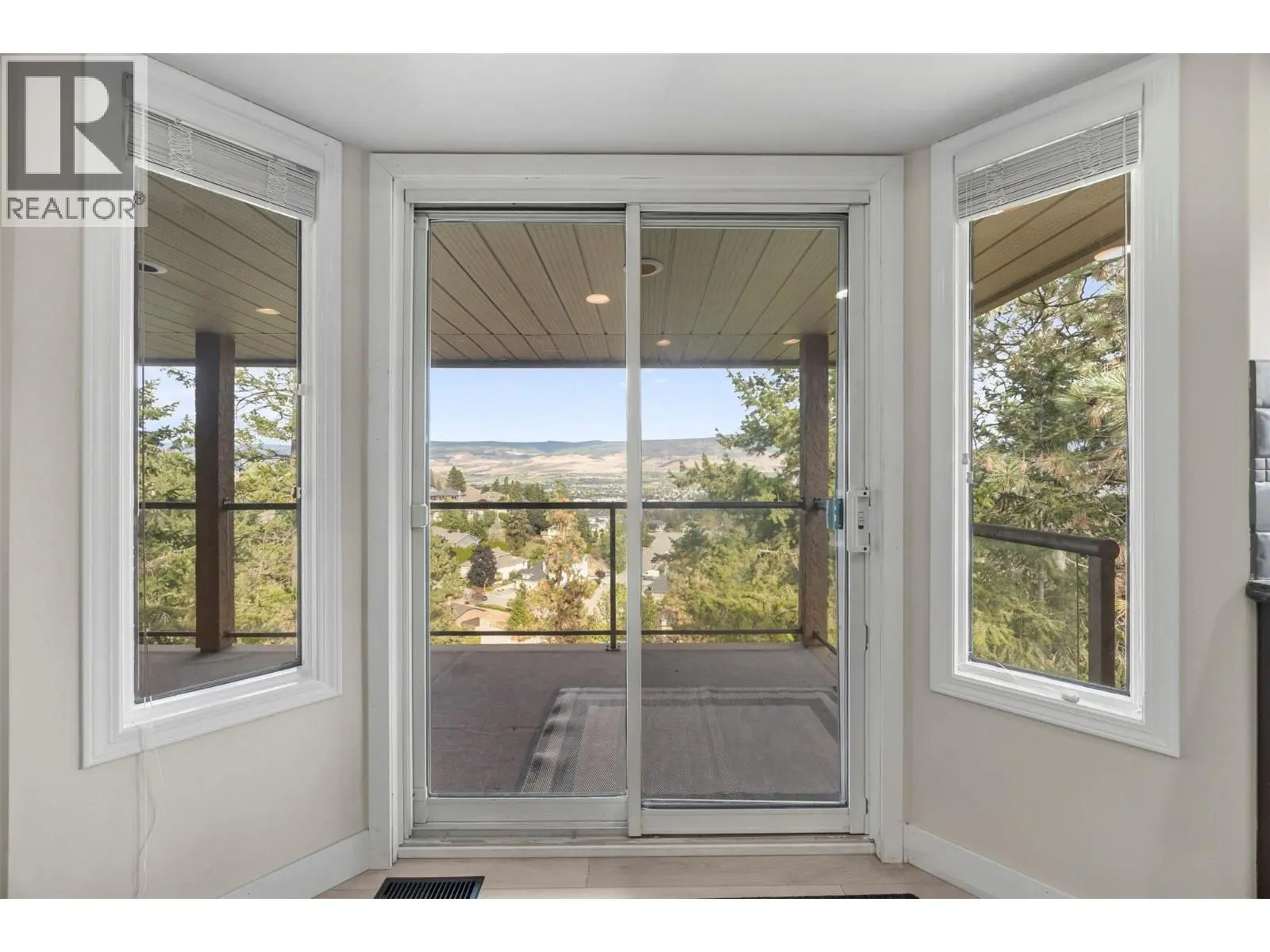 2308 Lillooet Crescent. Kelowna, British Columbia