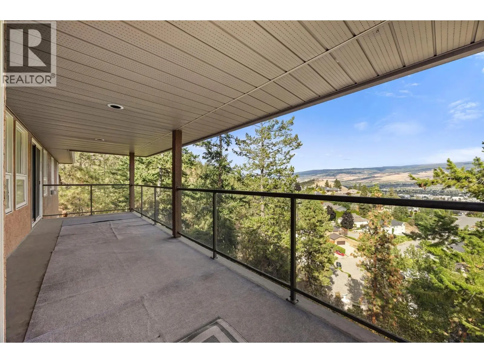 2308 Lillooet Crescent. Kelowna, British Columbia