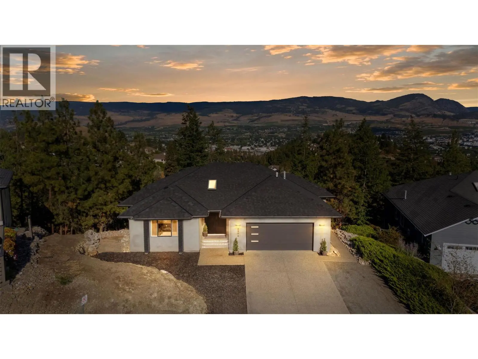 2308 Lillooet Crescent. Kelowna, British Columbia