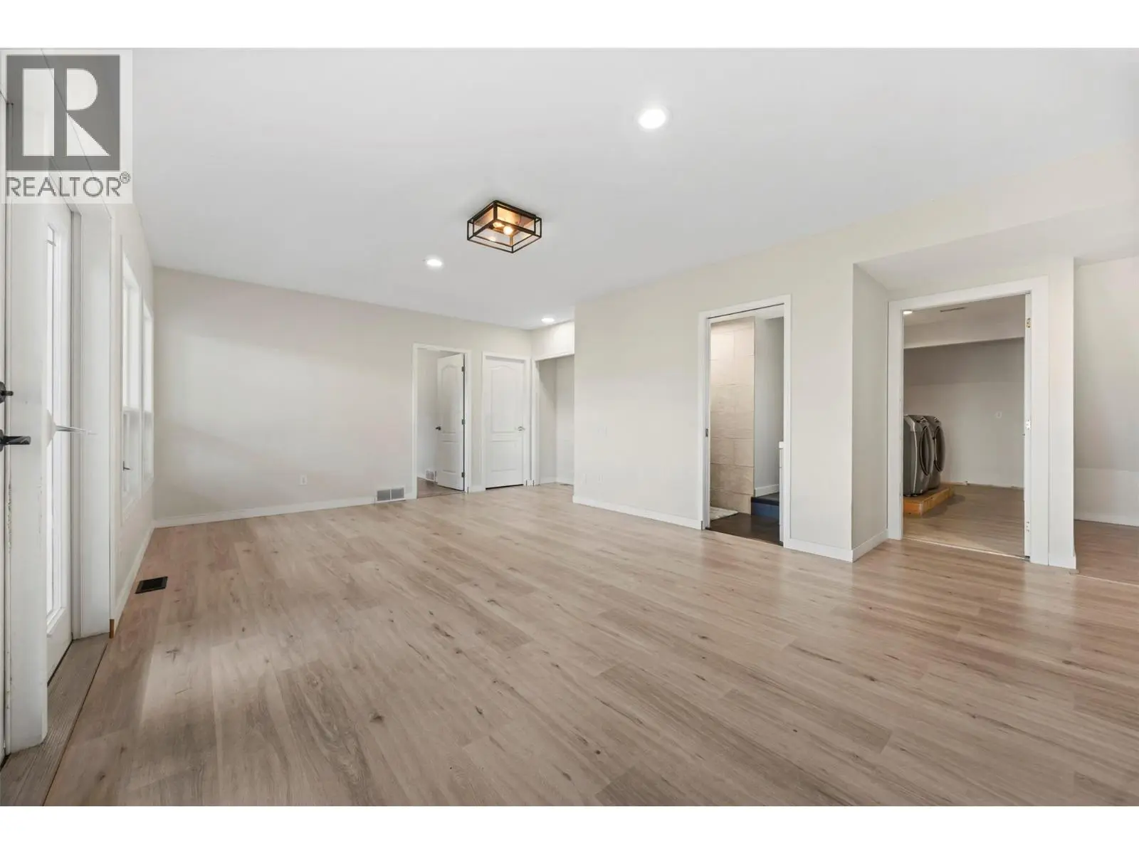 2308 Lillooet Crescent. Kelowna, British Columbia