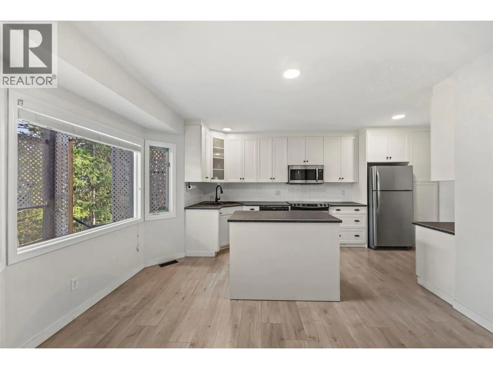2308 Lillooet Crescent. Kelowna, British Columbia
