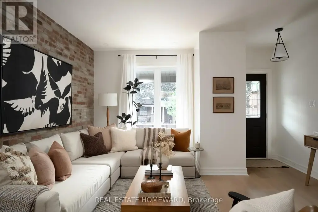 188 Hastings Avenue, Toronto (South Riverdale)