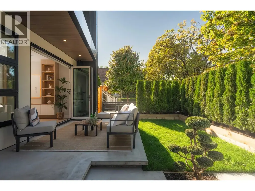 1 470 W 20 Avenue, Vancouver