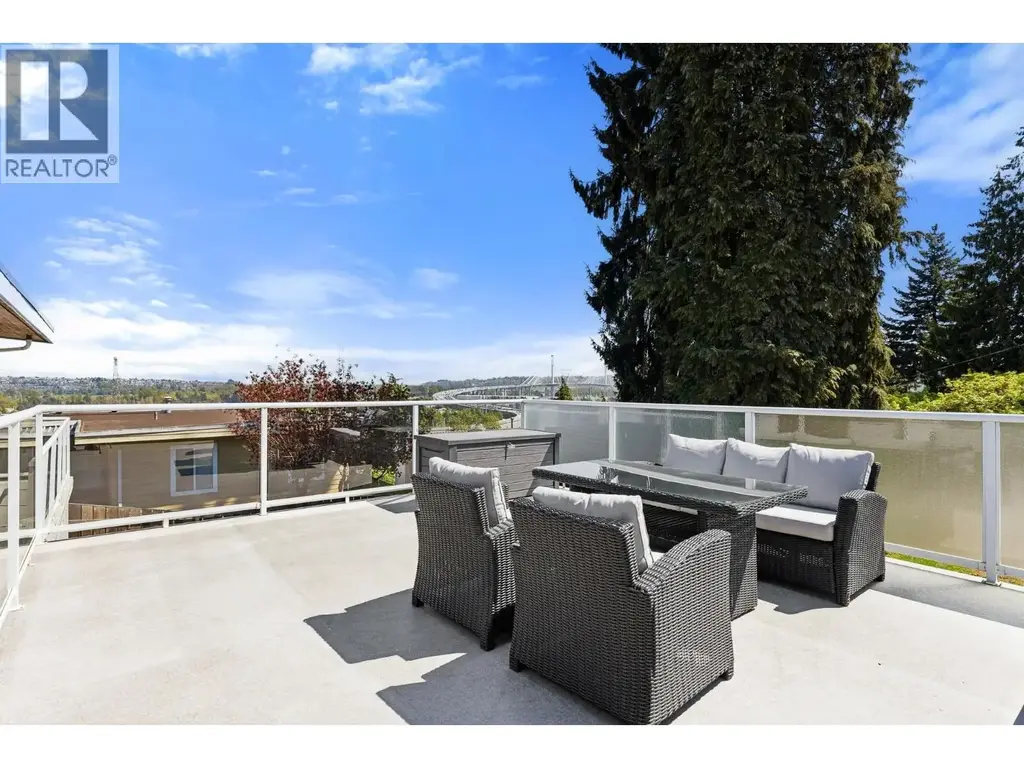 2190 Hillside Avenue, Coquitlam