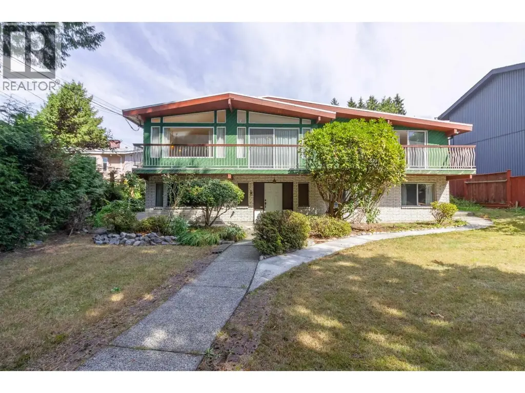 7107 Broadway, Burnaby