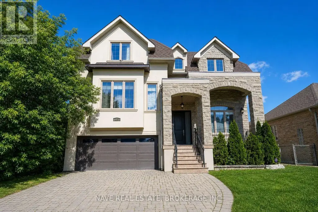 136 Homewood Avenue, Toronto (Newtonbrook West)