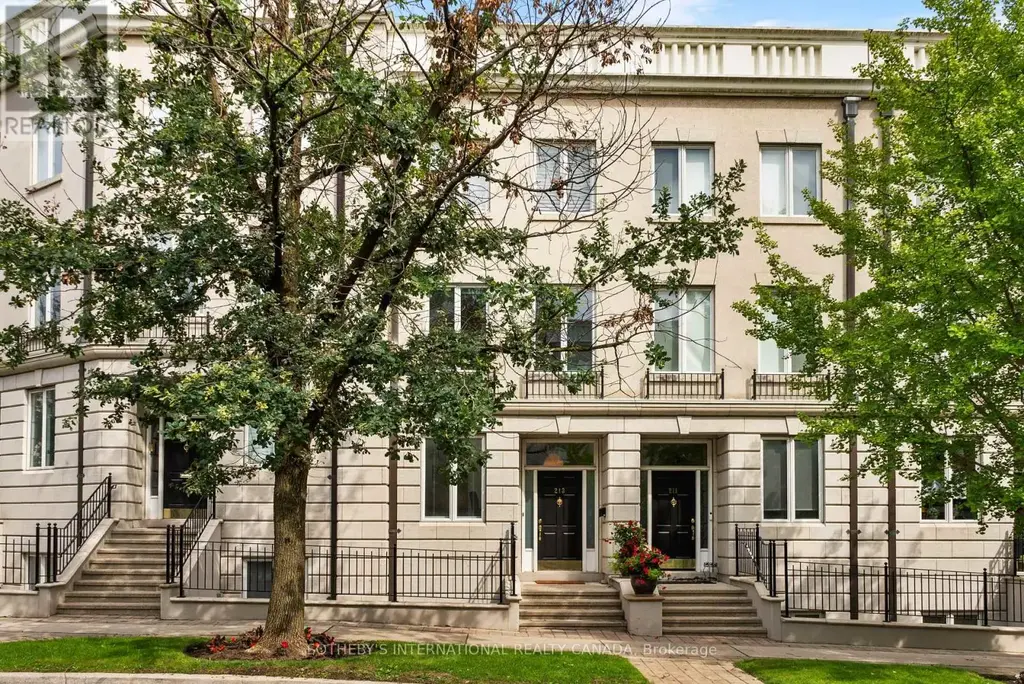 213 Walmer Road, Toronto (Casa Loma)