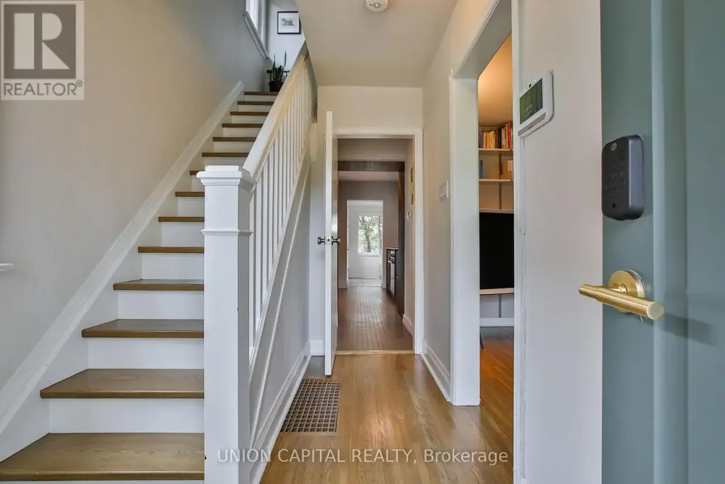 81 Thursfield Crescent, Toronto (Leaside)