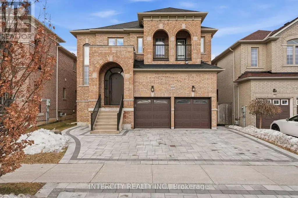 568 Grand Trunk Avenue, Vaughan (Patterson)