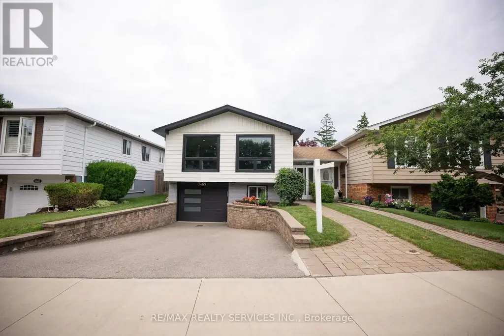 3469 Caplan Crescent, Burlington (Roseland)