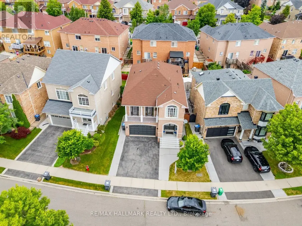 9 Flatbush Lane, Brampton (Fletcher's Meadow)