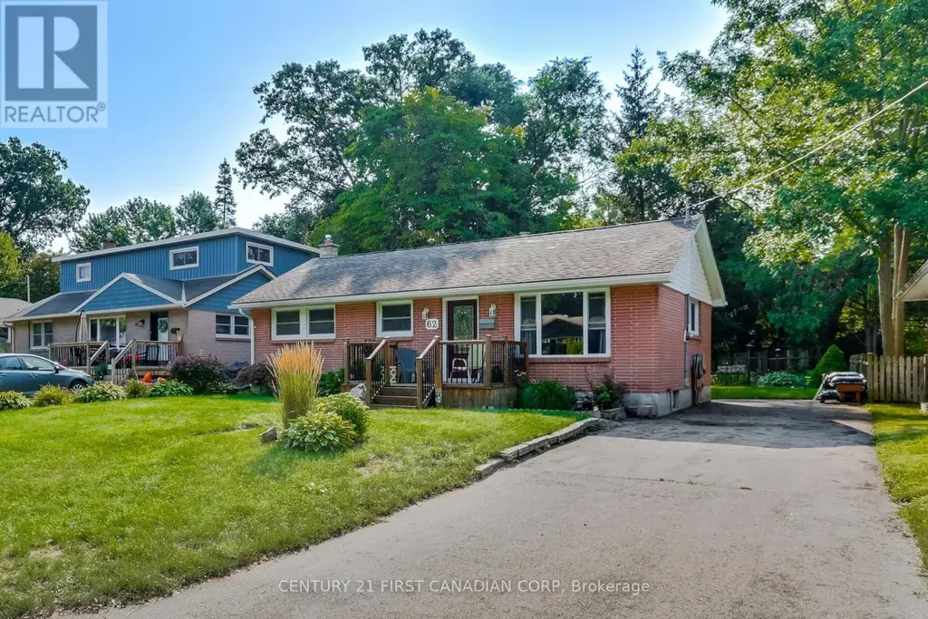 62 Thorncrest Crescent, London South (South D)