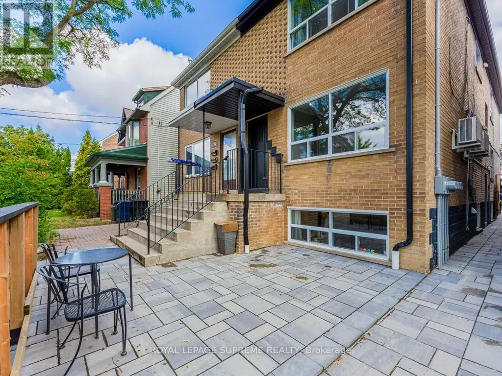 77 Greensides Avenue, Toronto (Wychwood)
