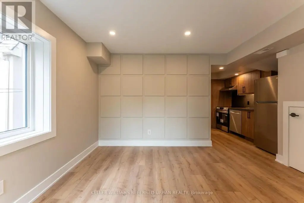 2 - 352 Jones Avenue, Toronto (Blake-Jones)