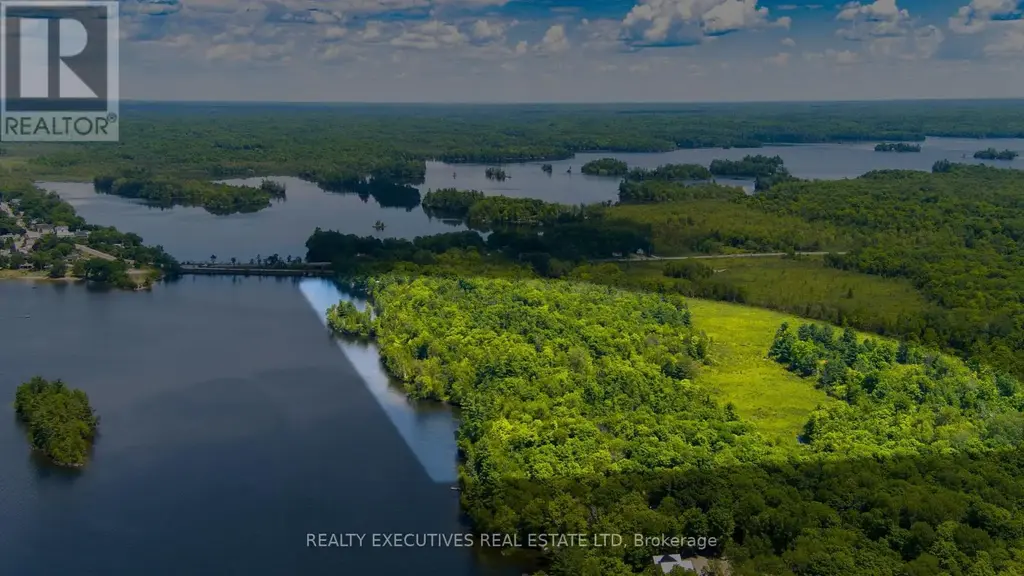 1014a Brewer Road, Frontenac (Frontenac Centre)