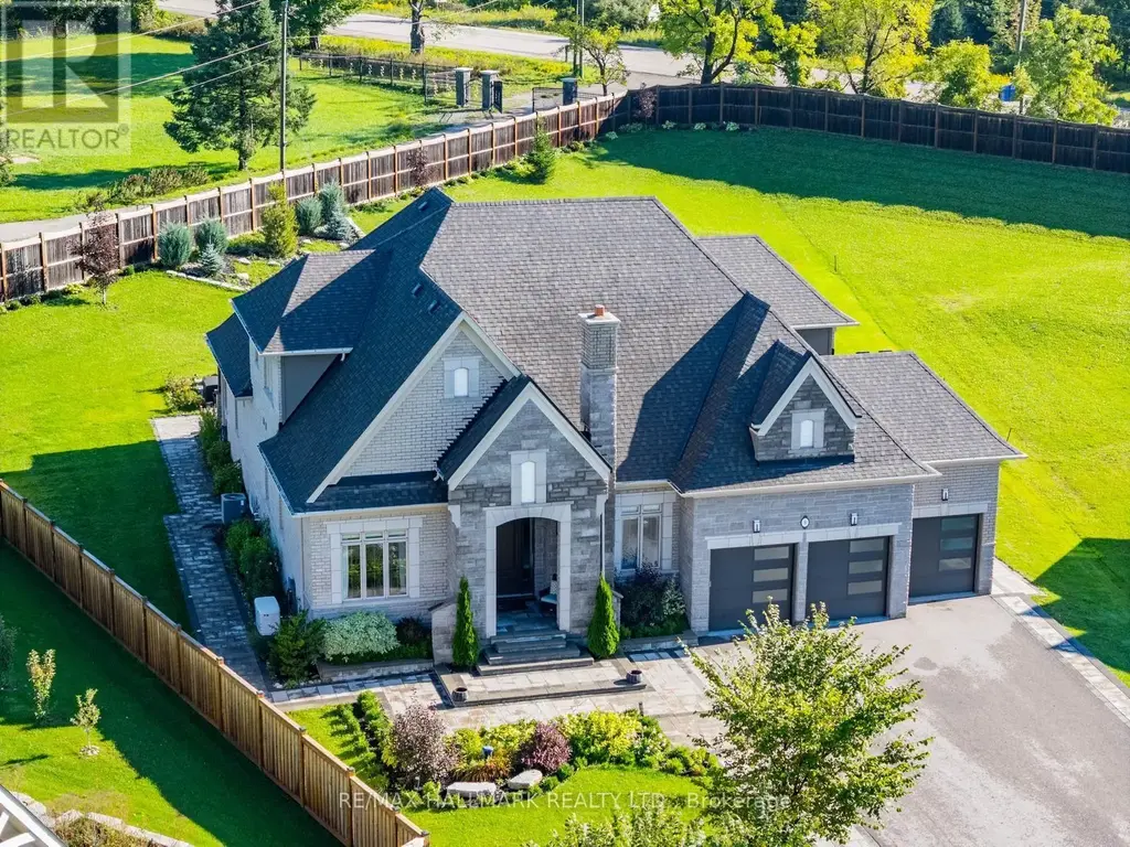 8 Kingstree Court, Whitchurch-Stouffville