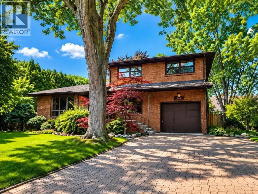 1840 Omira Street, LaSalle