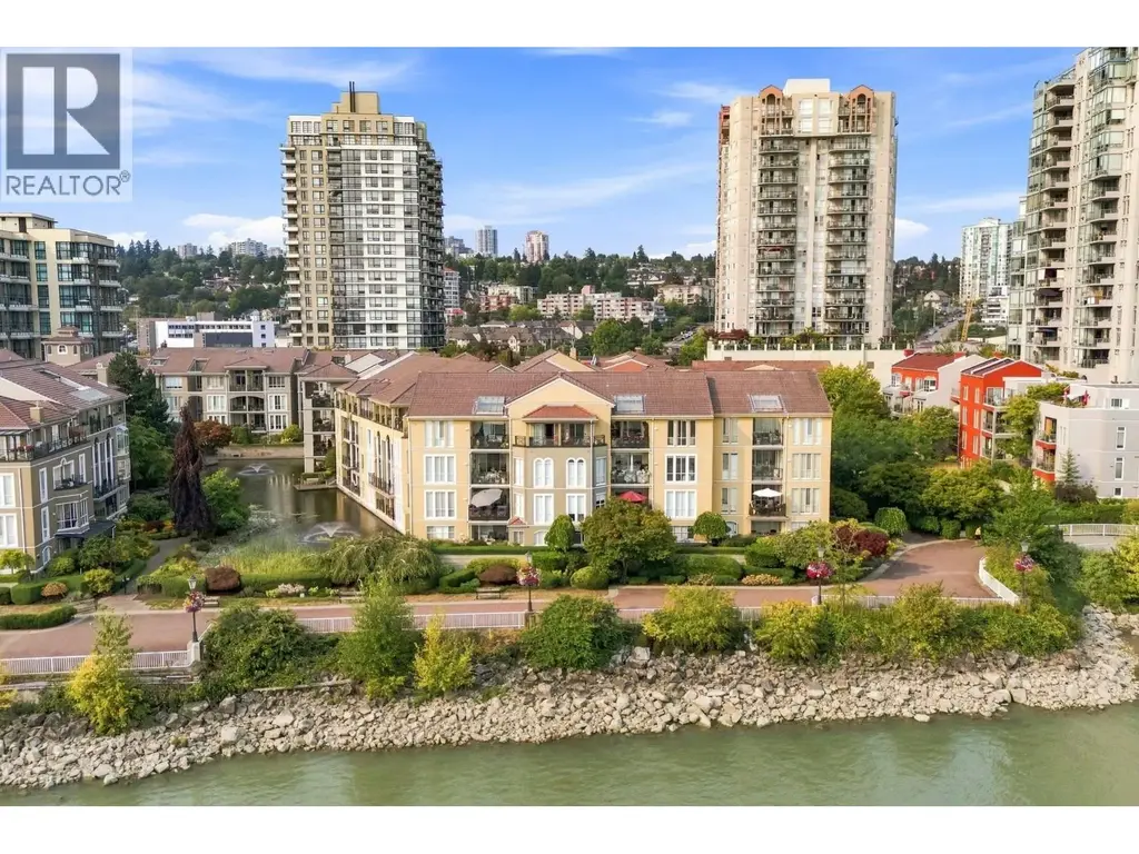 411 3 Renaissance Square, New Westminster