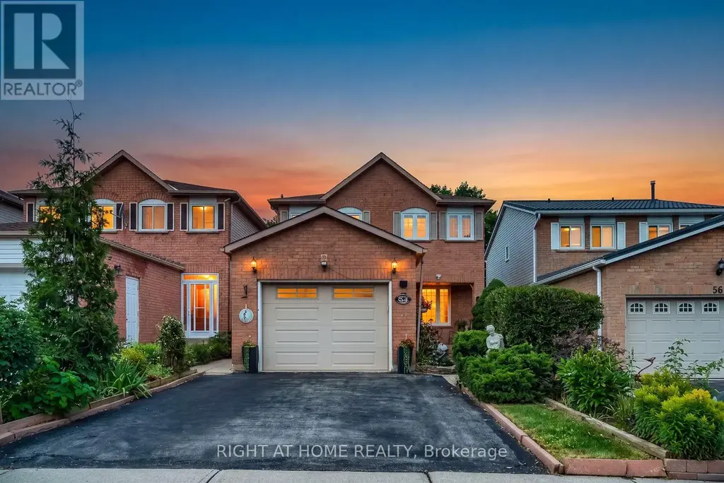 54 Niagara Place, Brampton (Westgate)