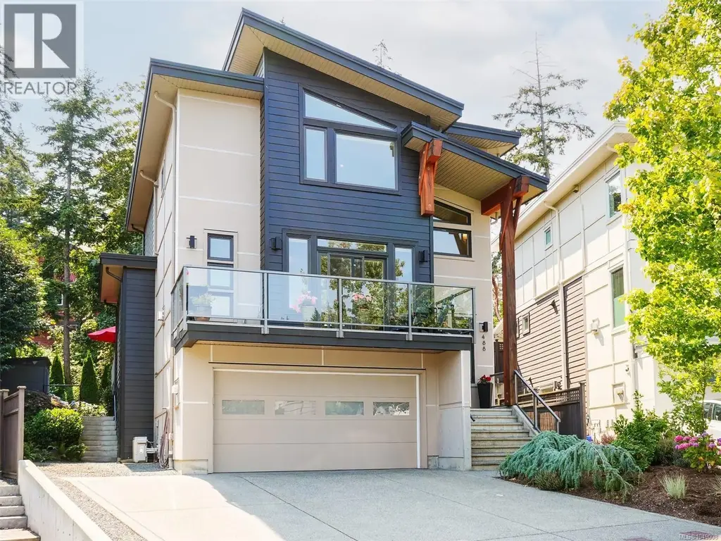 488 Regency Pl, Colwood