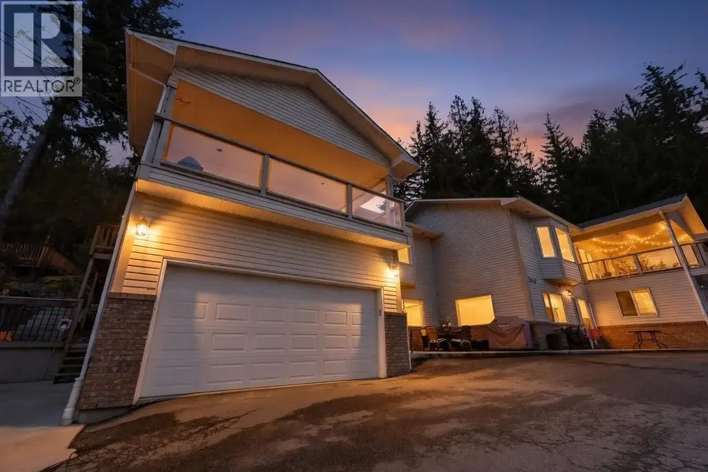 3610 Eagle Bay Road Unit# D, Eagle Bay