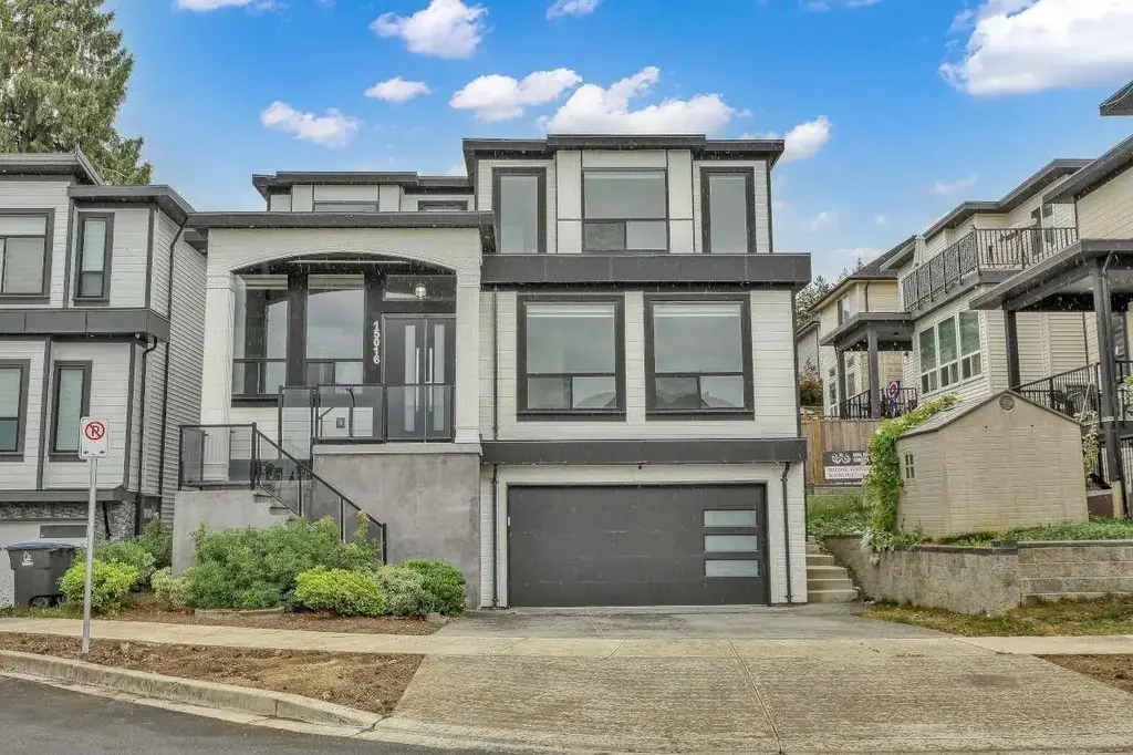 15016 62b Avenue, Surrey