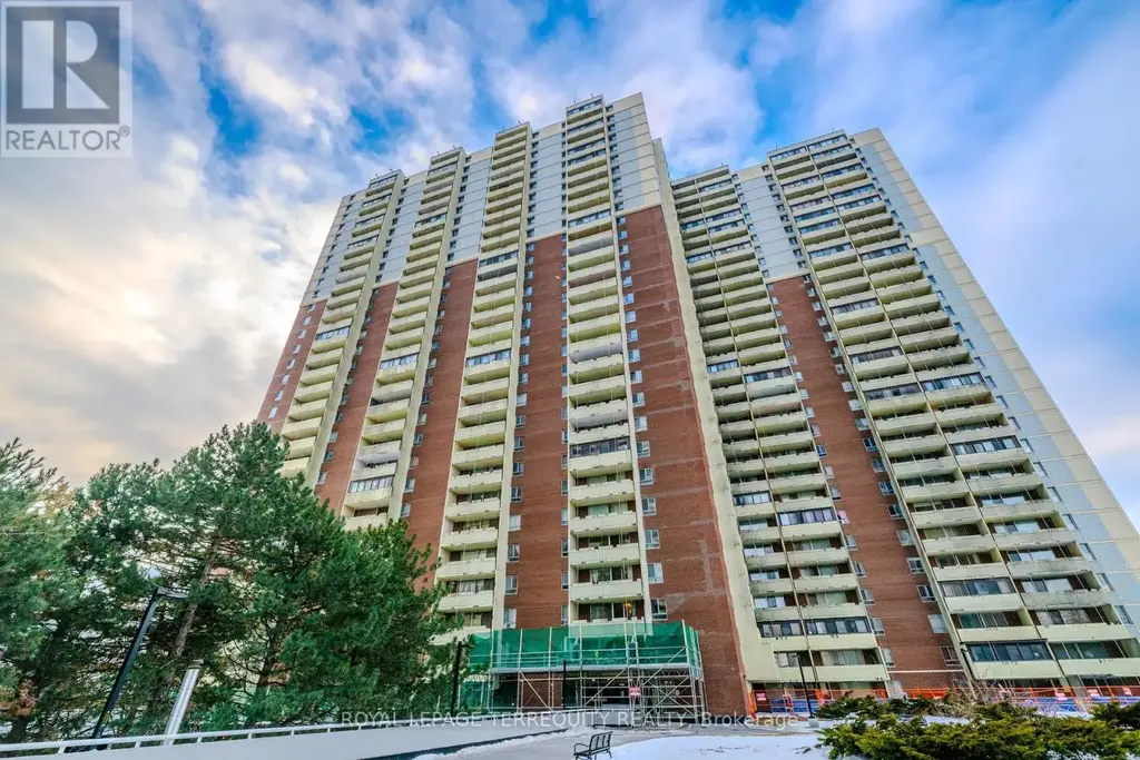 1703 - 1 Massey Square, Toronto (Crescent Town)