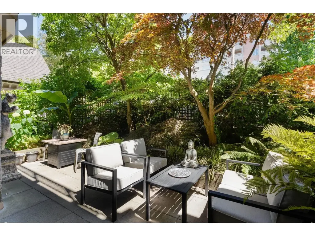 305 210 Eleventh Street, New Westminster