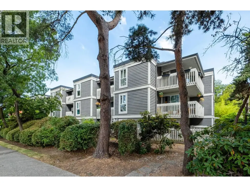 305 1545 E 2nd Avenue, Vancouver