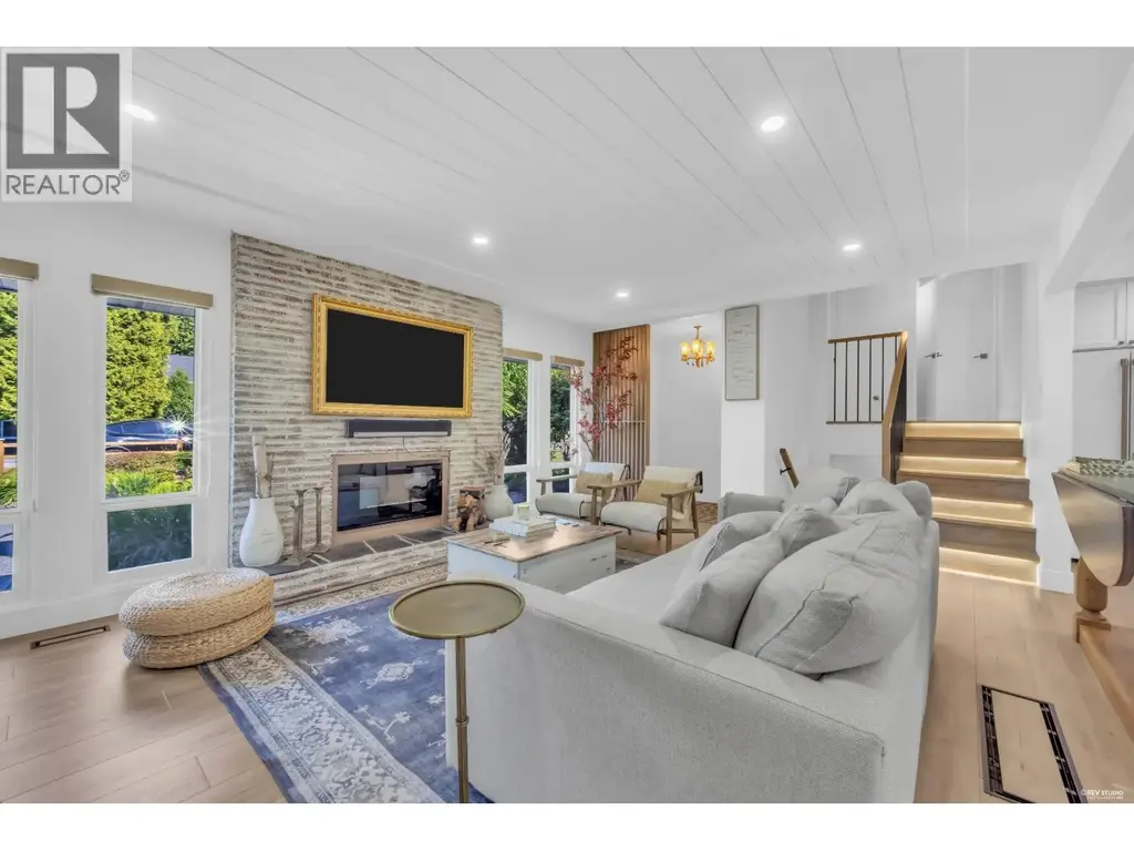 330 Leroy Street, Coquitlam