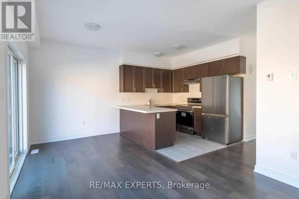 36 South Park Lane, Barrie (Painswick South)