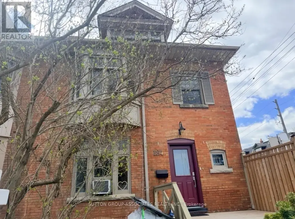 Upper - 184 Madison Avenue, Toronto (Annex)