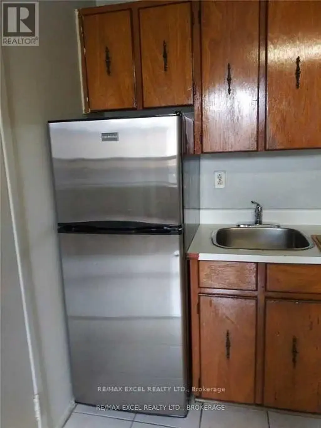 #3 - 2863 Dundas Street W, Toronto (Junction Area)
