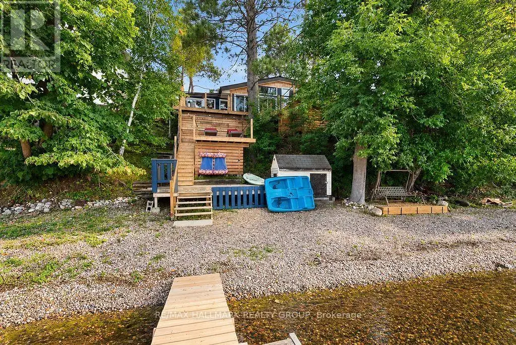 555 Island View Drive, North Algona Wilberforce
