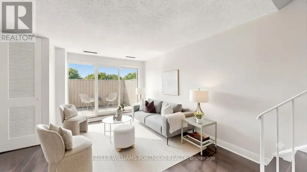 358 - 4005 Don Mills Road, Toronto (Hillcrest Village)